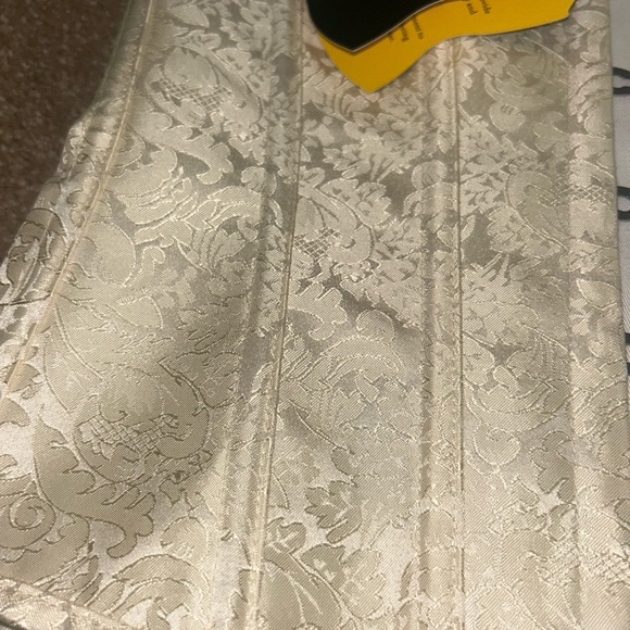 Cream Lace Corset Story Corset - Picture 3 of 5
